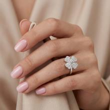 Сребърен пръстен Четирилистна детелина с кристали от Sw® Crystal