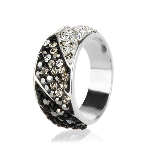 Сребърен пръстен с кристали от Sw®  SP715