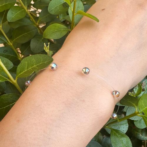 Сребърна гривна с бляскави кристалчета