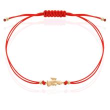 Гривна с червен конец и златен елемент ангелче