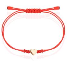 Гривна с червен конец и 14 карата златен елемент сърце