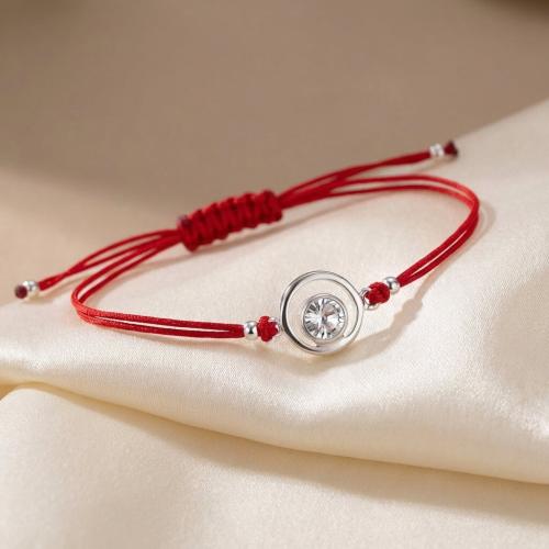 Гривна с червен конец и сребърен елемент с циркон