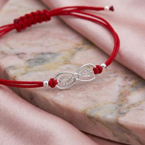 Гривна с червен конец Приятелство завинаги