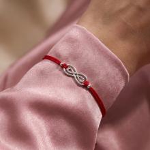 Гривна с червен конец Приятелство завинаги