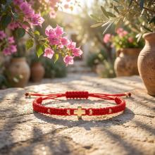 Гривна с червен конец и 14 карата златен елемент кръст B54CZ Гривна с червен конец и 14 карата златен елемент кръст B54CZ