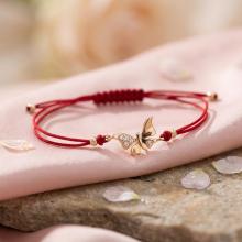 Гривна с червен конец и златен елемент пеперуда с циркони B60