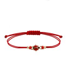 Гривна с червен конец и 14 карата златен елемент Калинка Гривна с червен конец и 14 карата златен елемент Калинка