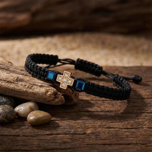 Гривна с червен конец и 14 карата златен елемент кръст с циркони