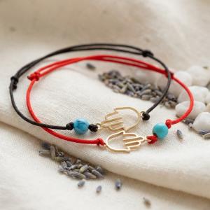 Гривна с черен конец и златен елемент Ръката На Фатима