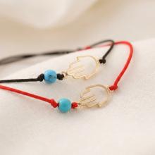 Гривна с черен конец и златен елемент Ръката На Фатима