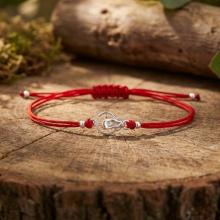 Гривна с червен конец и сребърен елемент Богородица В9