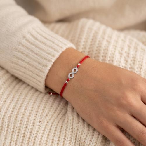 Гривна с червен конец и сребърен елемент безкрайност BT15