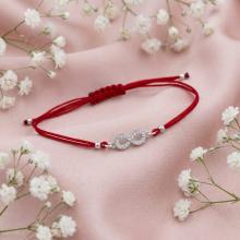 Гривна с червен конец и сребърен елемент безкрайност BT15