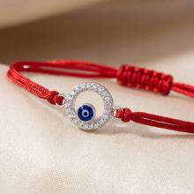 Гривна с червен конец и сребърен елемент синьо око BT17