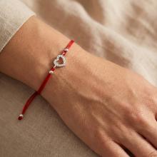 Гривна с червен конец и сребърен елемент сърце ВT22 Гривна с червен конец и сребърен елемент сърце ВT22