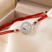 Гривна с червен конец и сребърен елемент сърце с циркони BT29