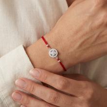 Гривна с червен конец и сребърен елемент роза с циркони