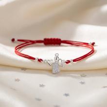 Гривна с червен конец и сребърен елемент ангелче с циркони