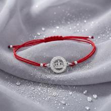 Гривна с червен конец и сребърен елемент коронка с циркони