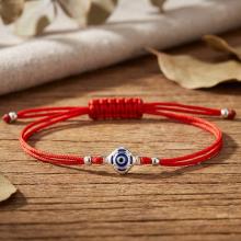 Гривна с червен конец и сребърен елемент синьо око BT96S