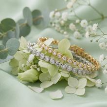 Златна гривна с диаманти Anabell