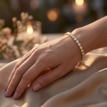 Златна гривна с диаманти Anabell