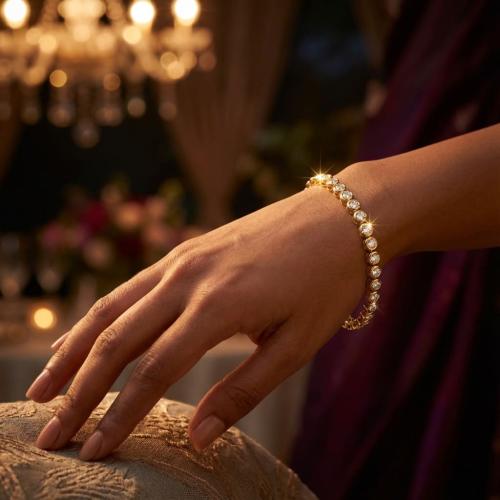 Златна гривна с диаманти Anabell