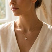 Златно колие Сърце с диаманти