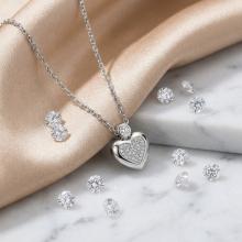 Златно колие Сърце с диаманти