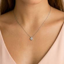 Златно колие Сърце с диаманти