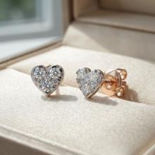 Златни обеци с Любов с диаманти