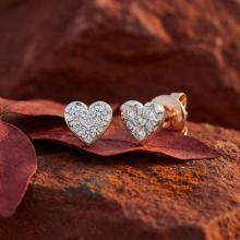 Златни обеци с Любов с диаманти