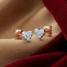 Златни обеци с Любов с диаманти