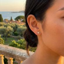 Златни обеци с Любов с диаманти