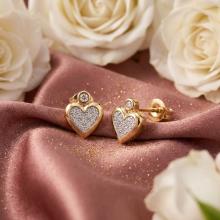 Златни обеци Любов с диаманти