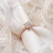 Диамантен годежен пръстен Вечност Диамантен годежен пръстен Вечност