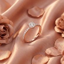 Диамантен годежен пръстен Вечност Диамантен годежен пръстен Вечност