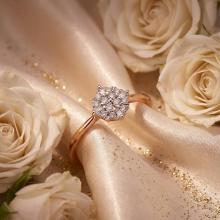 Диамантен годежен пръстен