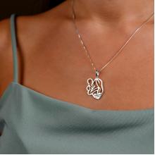 Сребърен медальон Майчина прегръдка Сребърен медальон Майчина прегръдка