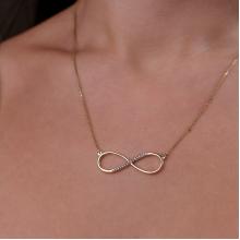 Златно колие безкрайност с циркони