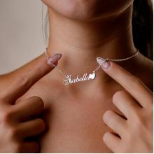 Сребърно колие с име по избор и сърце Сребърно колие с име по избор и сърце